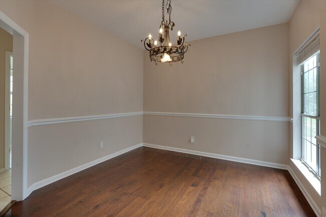 Building Photo - 2509 Hamilton Cove Dr