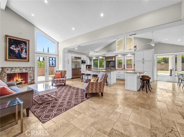 Foto del edificio - 5425 Brentwood Pl