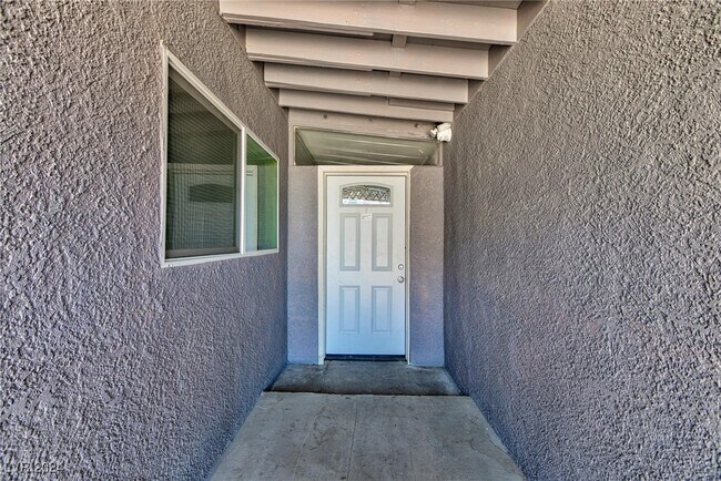 Foto del edificio - 1625 E Phillips Ave