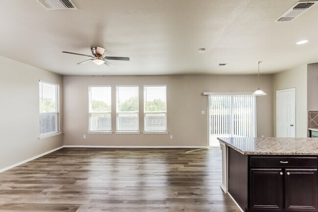 Building Photo - 4423 Wrangler View
