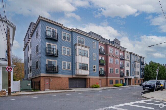 Alternate - Maverick Place