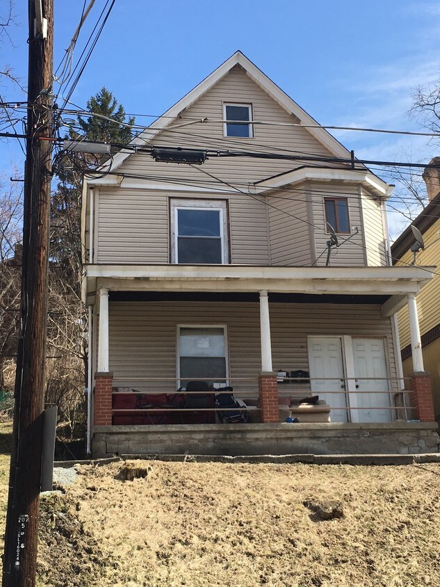 1525 Rutherford Ave, Pittsburgh, PA 15216 Apartments in Pittsburgh