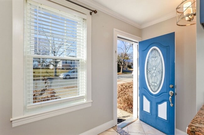 Foto del edificio - 325 Park Ave