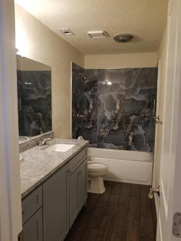 Foto principal - 7507 April