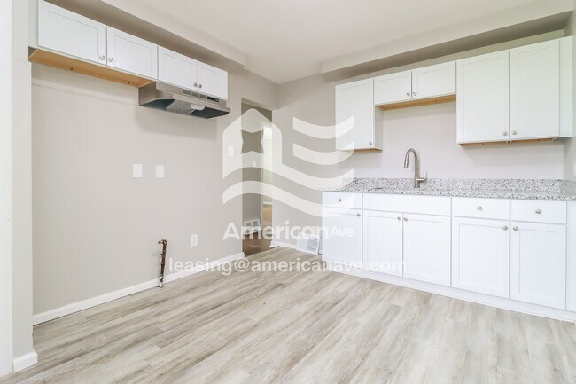 Foto del edificio - 8486 Heyden St