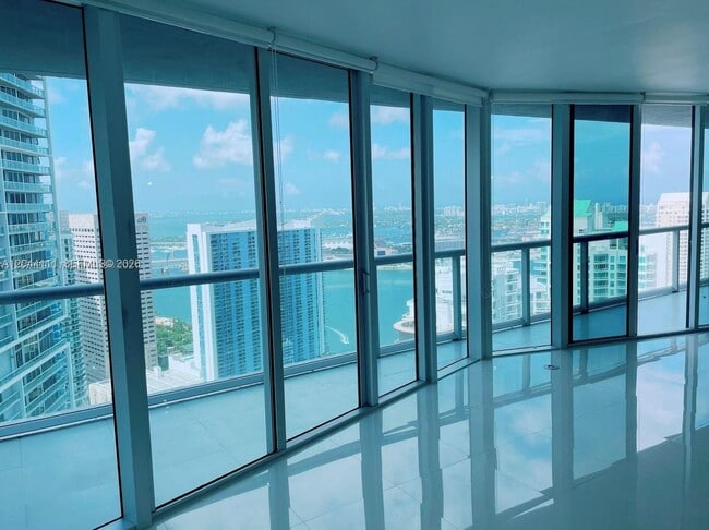 Foto del edificio - 495 Brickell Ave