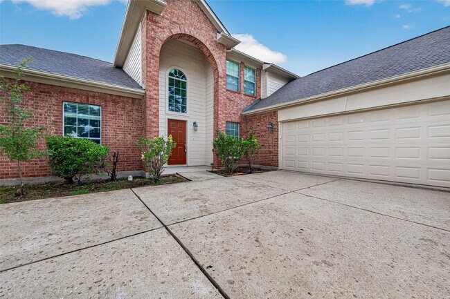Building Photo - 2314 Avery Park Dr