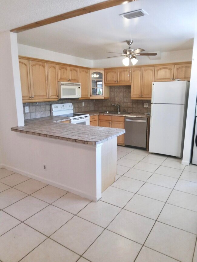 Foto del edificio - 11987 Shakerwood Ln