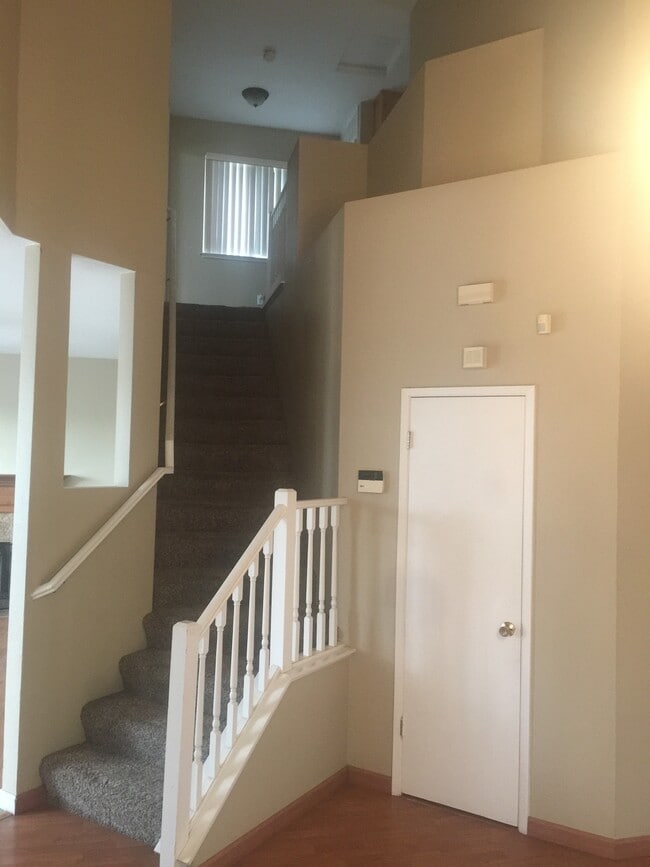 Foto del edificio - 1573 Shadowood Ct