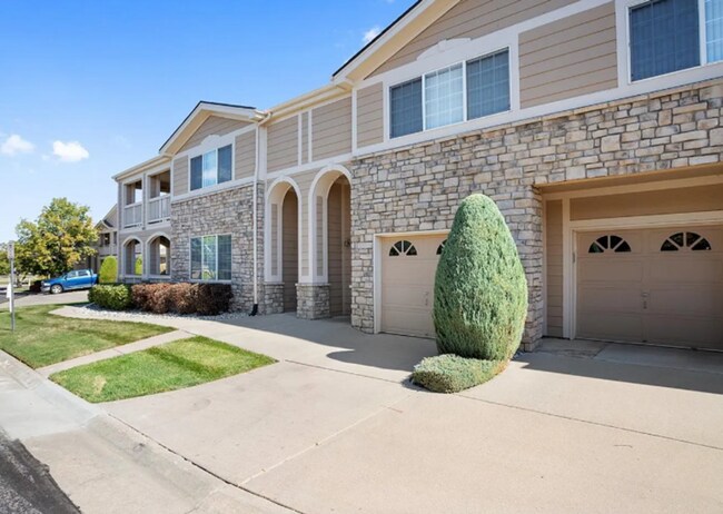 Building Photo - 4271 S Blackhawk Cir