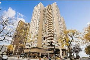 Primary Photo - 6301 N Sheridan Rd