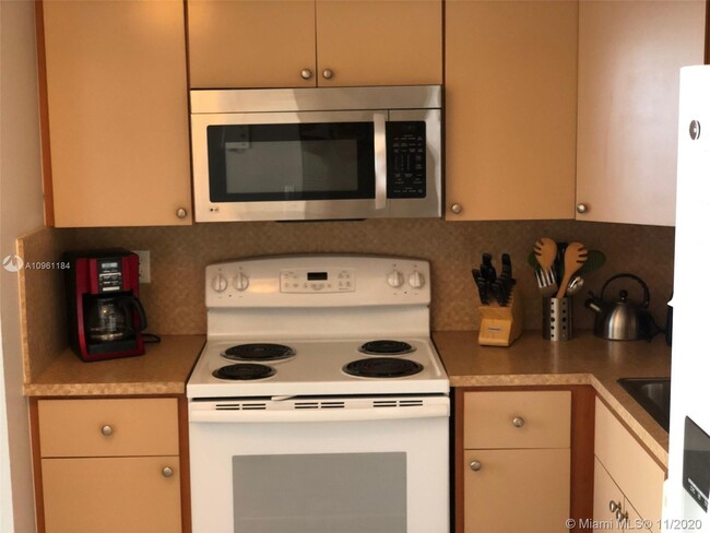 Foto del edificio - 7620 NW 18th St