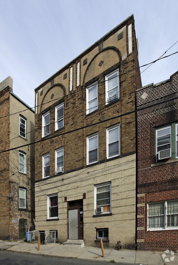 Building Photo - 4-6 Myrtle Ave