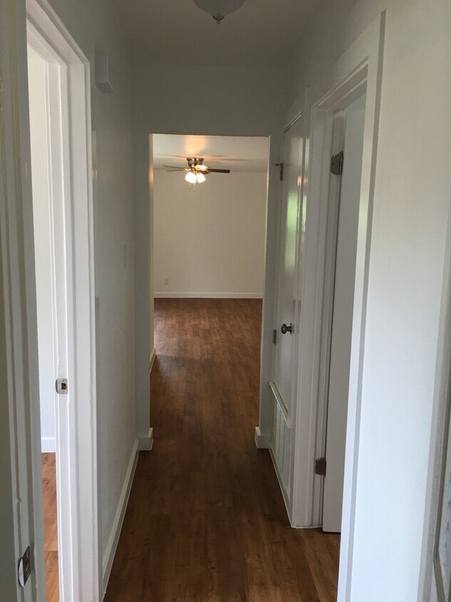 Building Photo - 508 Blackson Ave unit A