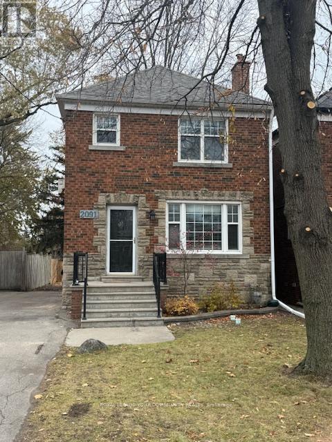 Primary Photo - 2091 Avenue Rd