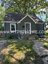 Building Photo - 2323 Shadybrook Dr