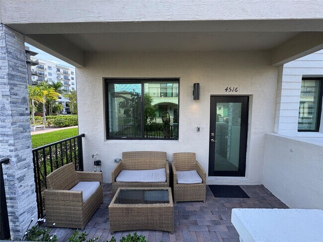 Foto del edificio - 4516 NW 83rd Path