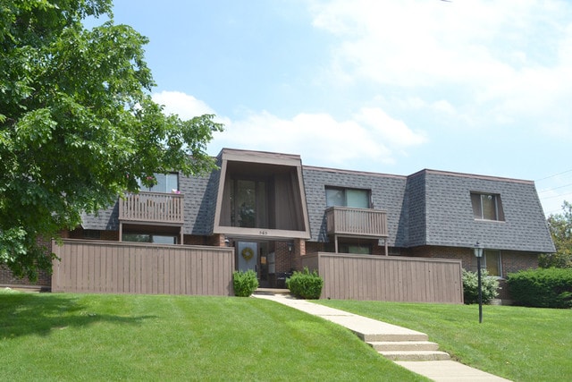 Primary Photo - 565 Carl Ave