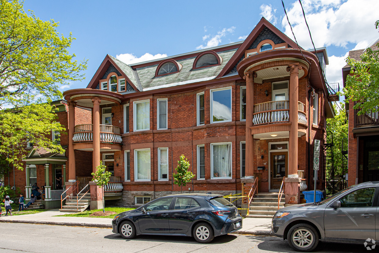 Primary Photo - 484-486 Gilmour St