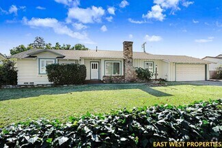 Building Photo - 522 Leda Ln