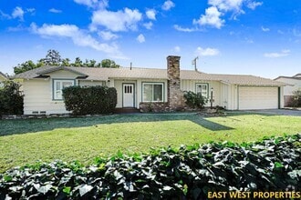 Building Photo - 522 Leda Ln