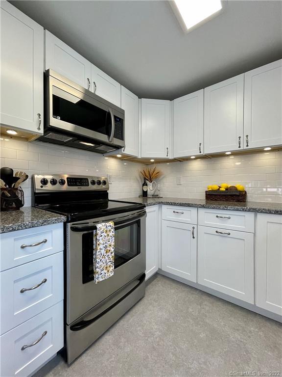 40 Summit Dr, Tolland, CT 06084 House for Rent in Tolland, CT