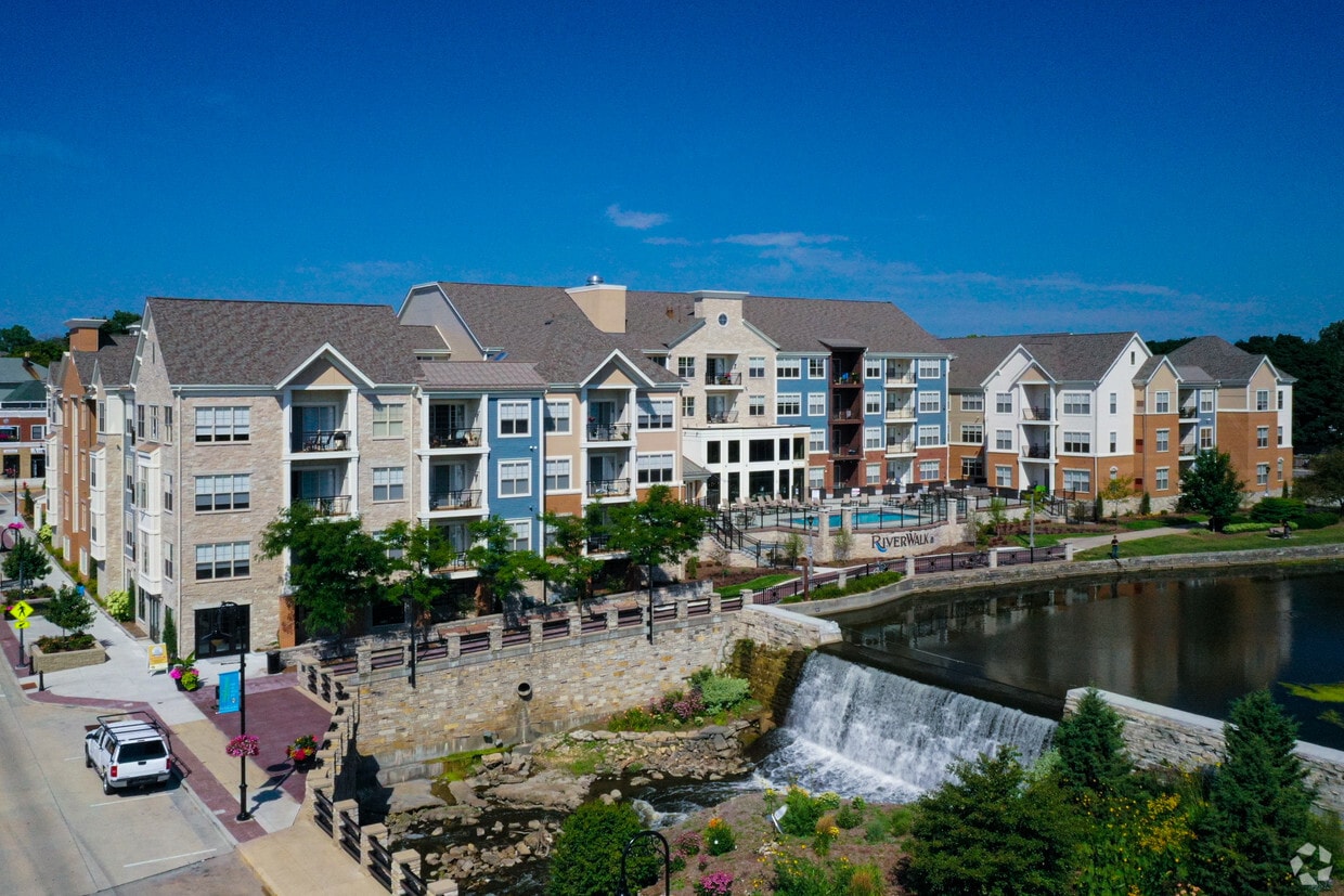 RiverWalk on the Falls Apartments Menomonee Falls, WI