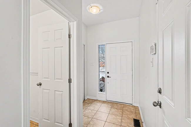 Building Photo - 1008 Klondike Rd