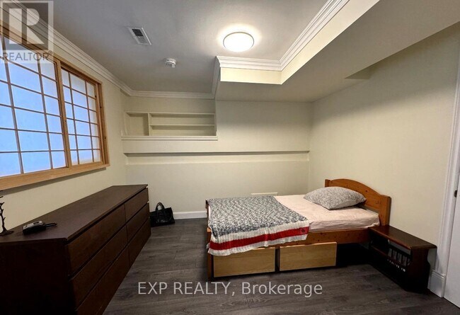 Photo du bâtiment - 18 Greenland Rd