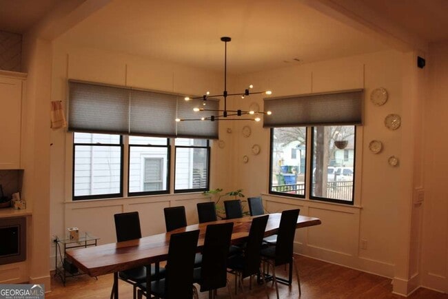 Building Photo - 232 Wilbur Ave SE