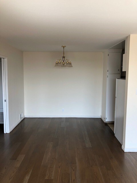 Building Photo - Spacious Remodeled Twin Peaks 1 Bedroom