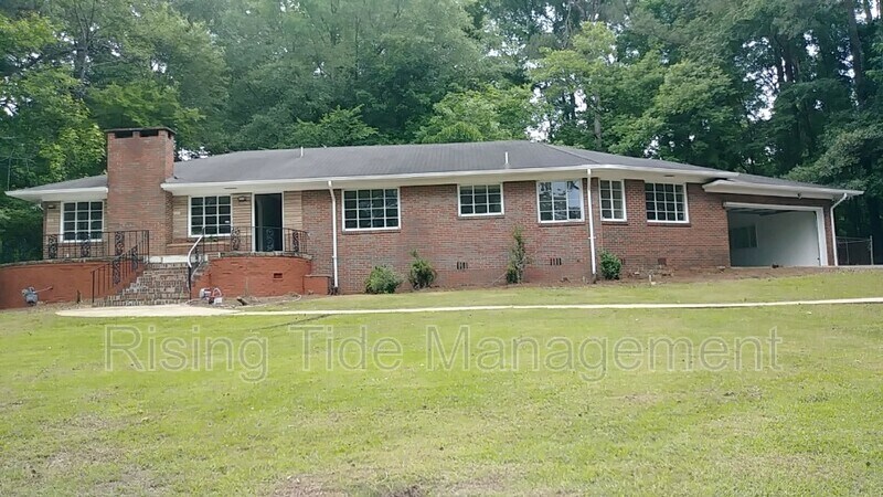 Primary Photo - 8905 Parkway E