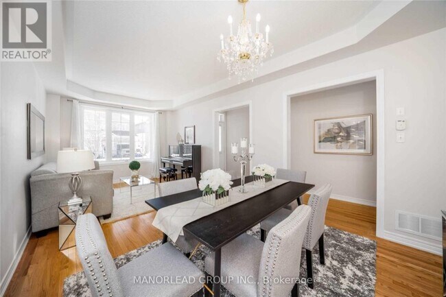 Building Photo - 19 Everett St