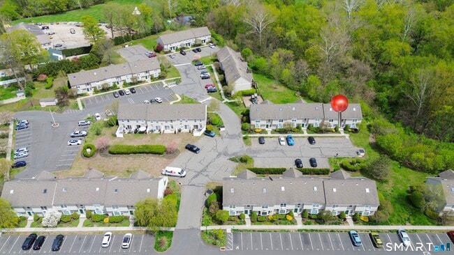Foto del edificio - 63 Glen Ridge Ct