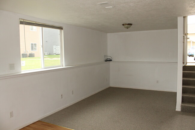 Living Room - 1311 Roosevelt St