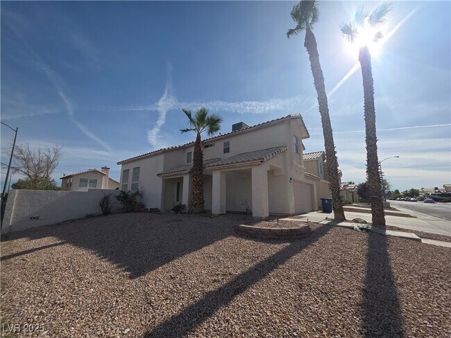 Foto del edificio - 5402 Night Swim Ln