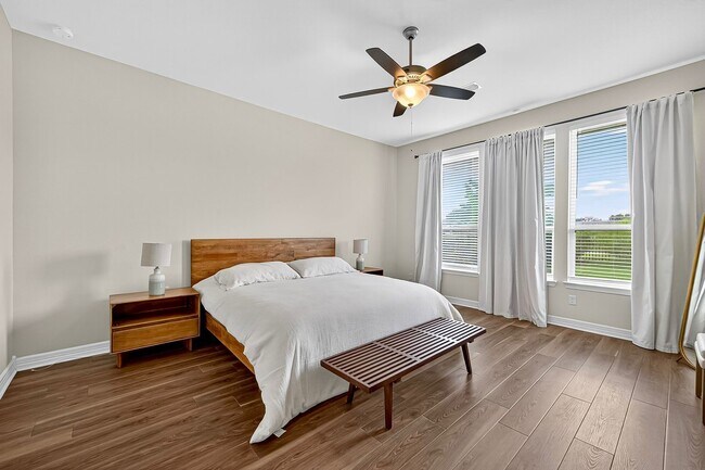 Foto del edificio - 24607 Carleton Lake Ln