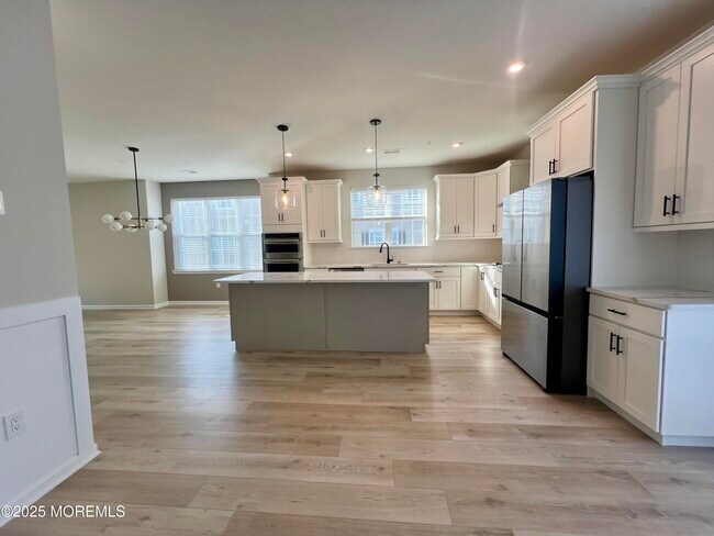 Foto del edificio - 1501 Arose Ln