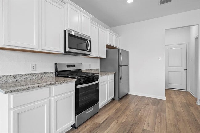 Foto del edificio - 346 Low Pasture Trl