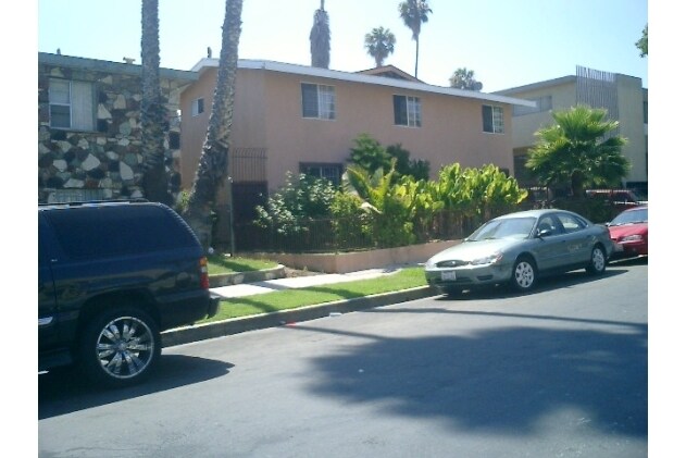 Foto del edificio - 4046 Nicolet Ave