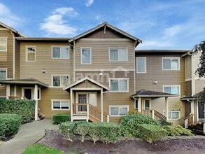 Building Photo - 7353 Rainier Dr