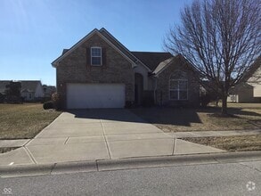 Building Photo - 1325 River Ridge Dr