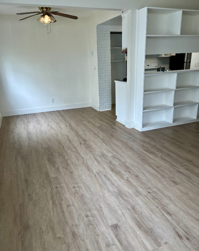 Foto del edificio - 610 W Hemlock St