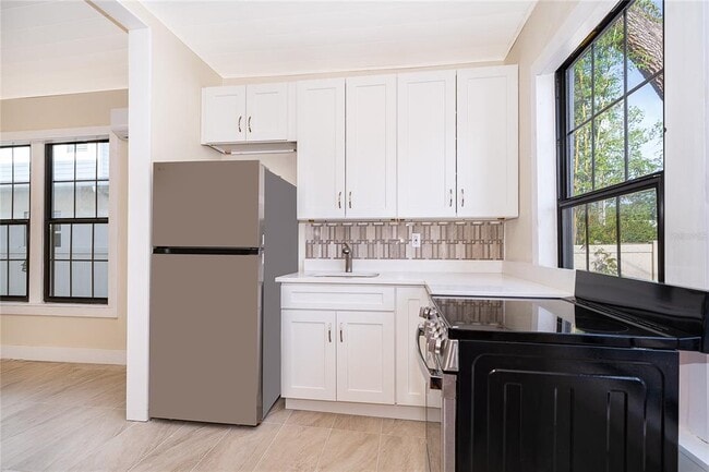 Foto del edificio - 601 Delaney Park Dr