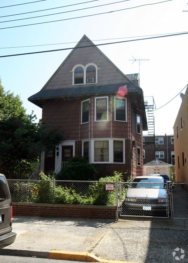 2135 Homecrest Ave, Brooklyn, NY 11229 Apartments in Brooklyn, NY