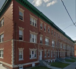 Building Photo - 72 Bragdon St