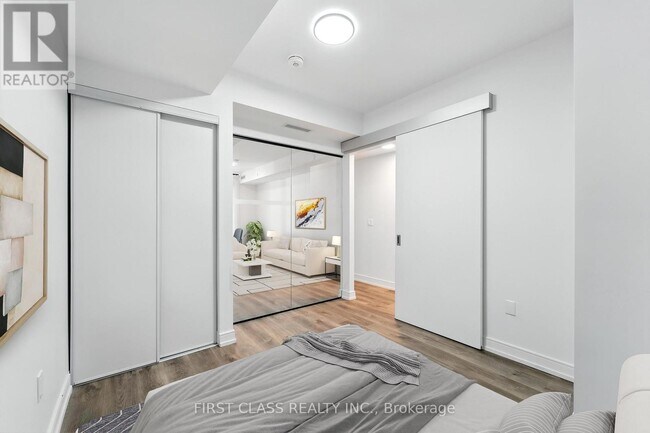 Photo du bâtiment - 1 Jarvis St