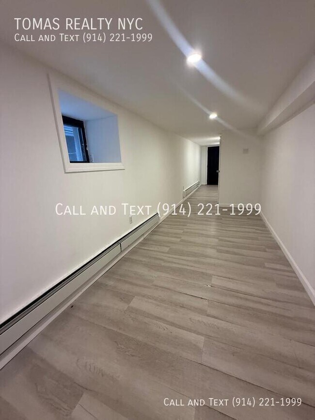 Foto del edificio - 1870 Hunt Ave