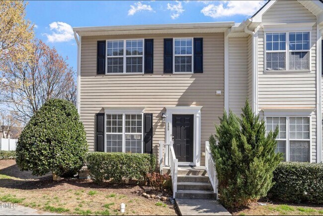 Foto del edificio - 305 Anterbury Dr