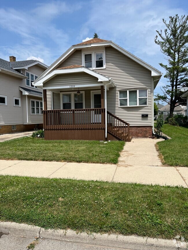 Building Photo - 1310 Jones Ave